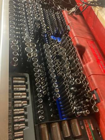 EDDIE THE AUTO MECHANIC 30YRS EXP FREE CHECKS - automotive services picture