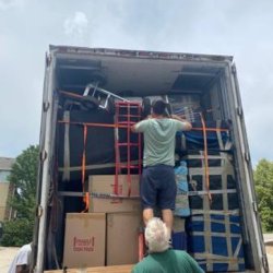 🏠🏡 WE MOVE HOUSES⭐APARTMENTS⭐ STORAGES⭐24/7 MOVERS AVAILABLE (💪🏼PROFESSIONAL MOVING💪🏼WE ALSO LOAD AND UNLOAD RENTALS) picture