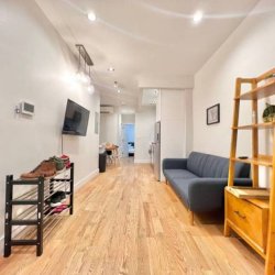$1,200 / 3br - 3 Bed 3 Bath Laundry in Building (Ridgewood) picture