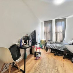 $1,200 / 3br - 3 Bed 3 Bath Laundry in Building (Ridgewood) picture